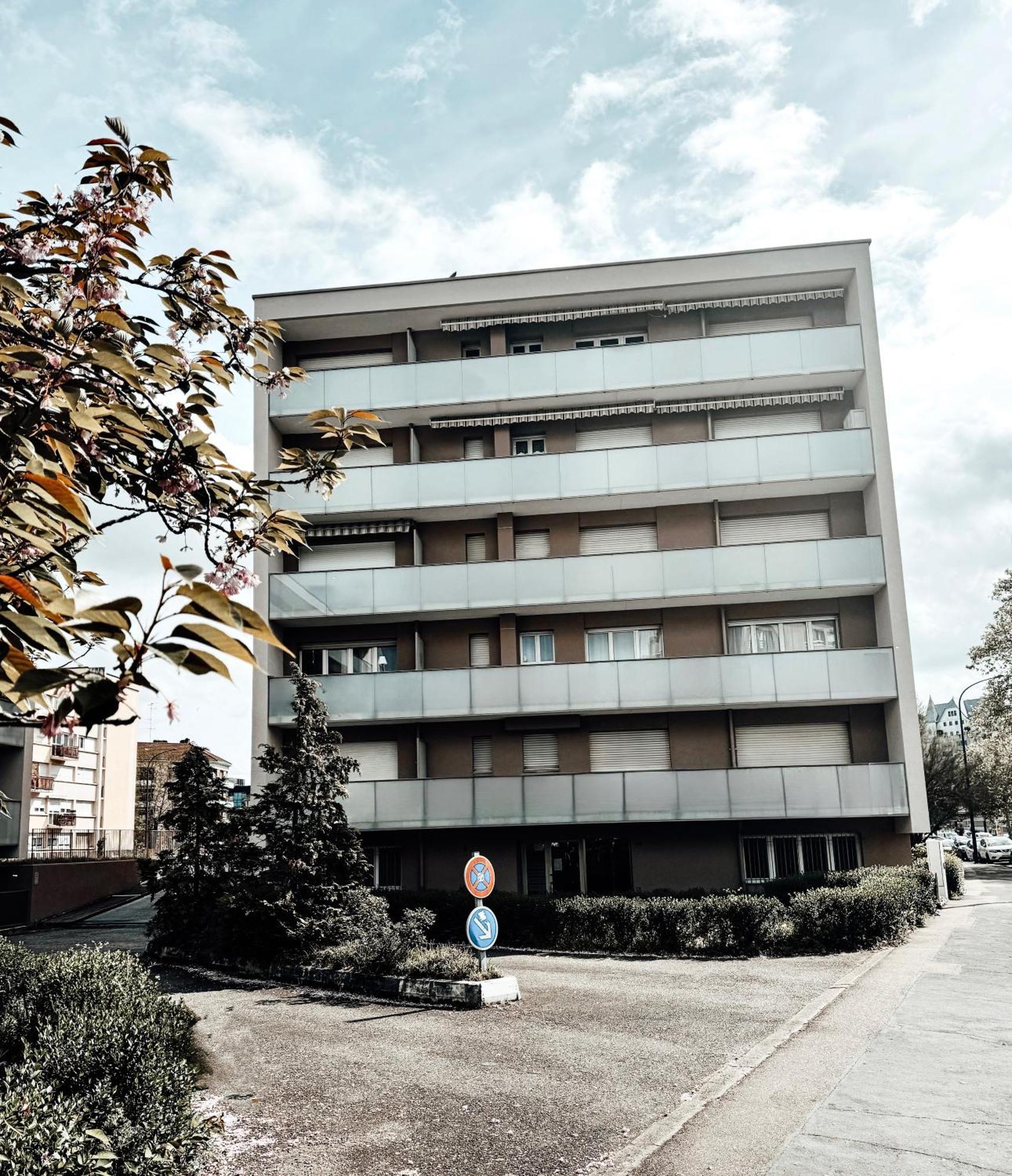 Le Cocon Blanc Metz - T2 - Parking Prive - Balcon - Nouvelle Ville, Gare Ngoại thất bức ảnh